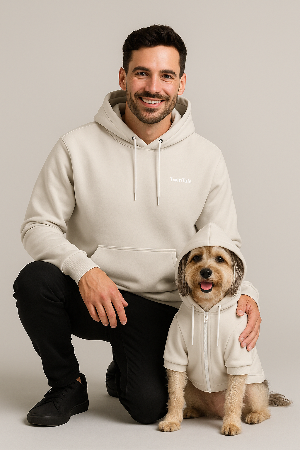 Cool Sand Mensch-Hund Kapuzenpullover Set  Mensch-Hund Kapuzenpullover Set TwinTails